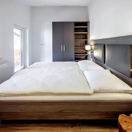 Appartamento Luxurious With Sauna In Near Ski Lift