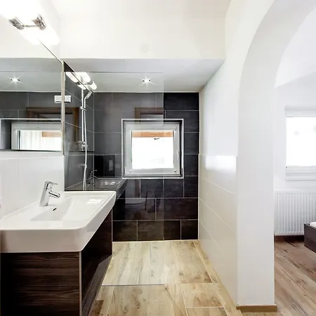 Apartament Luxurious With Sauna In Near Ski Lift Finkenberg